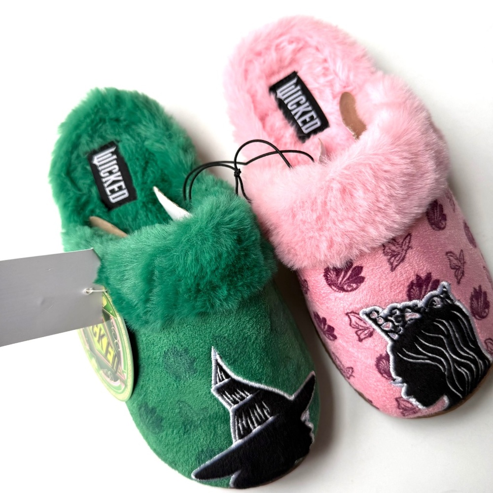 WICKED New $20 Girls Large Pink Green Slip On Fuzzy Faux Fur Slippers Box #80